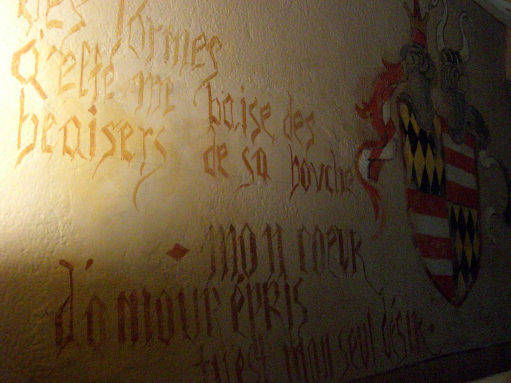 Mirta Dubischar- Artiste Peintre fresque château de Codignat
